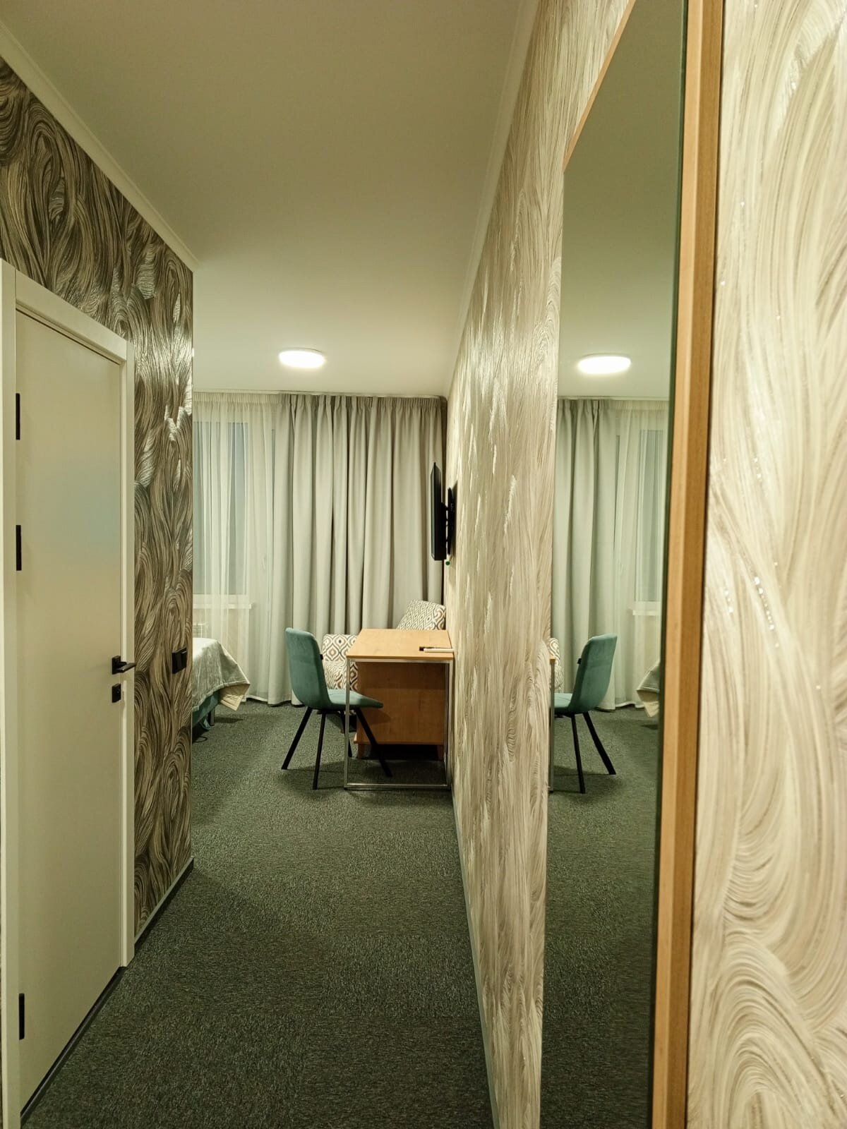 Улучшенный двухместный номер с 1 кроватью