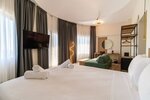 Deluxe Suite Sea View(1st+2nd floor) в Casa Bloo 360