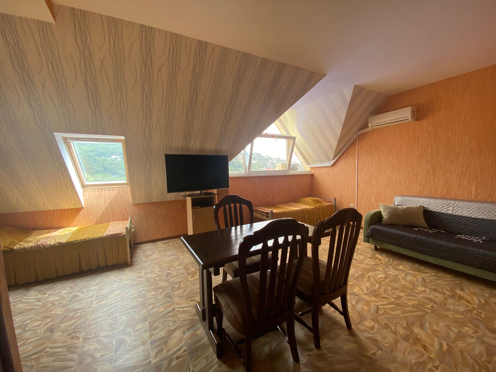 Апартаменты с видом на горы