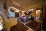 Deluxe Double Cave Room with Jacuzzi в Emit Cave Hotel