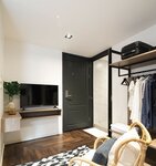 Private Room with Ensuite Bathroom в Warm Window Silom - Hostel