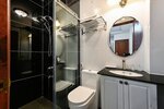 Улучшенный двухместный номер с 1 двуспальной кроватью в My Hotel