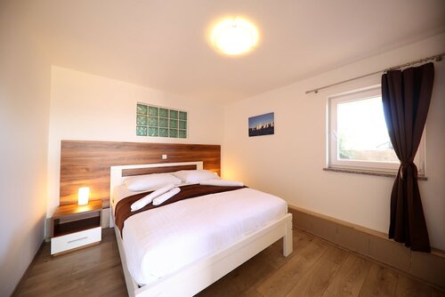 Люкс, терраса, вид на город в Hotel Murter