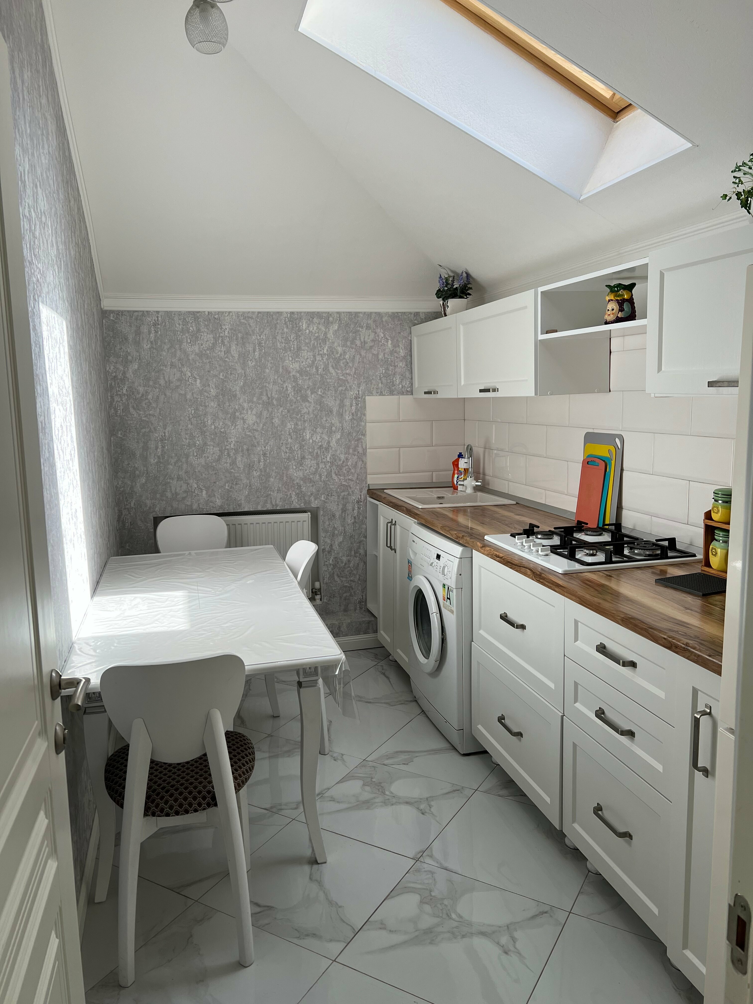 Cемейный номер с собственной ванной комнатой