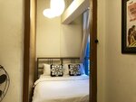 Private Double Bed With Shared Bathroom в Suneta Hostel Khaosan