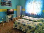 Двухместный номер с 1 или 2 кроватями, общая ванная комната в Hotel Serenella