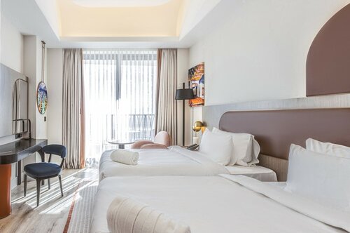 Standard Room with Terrace, Canal View в Savitsky Plaza