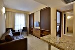 Улучшенный люкс в Quality Hotel & Suites Sao Salvador