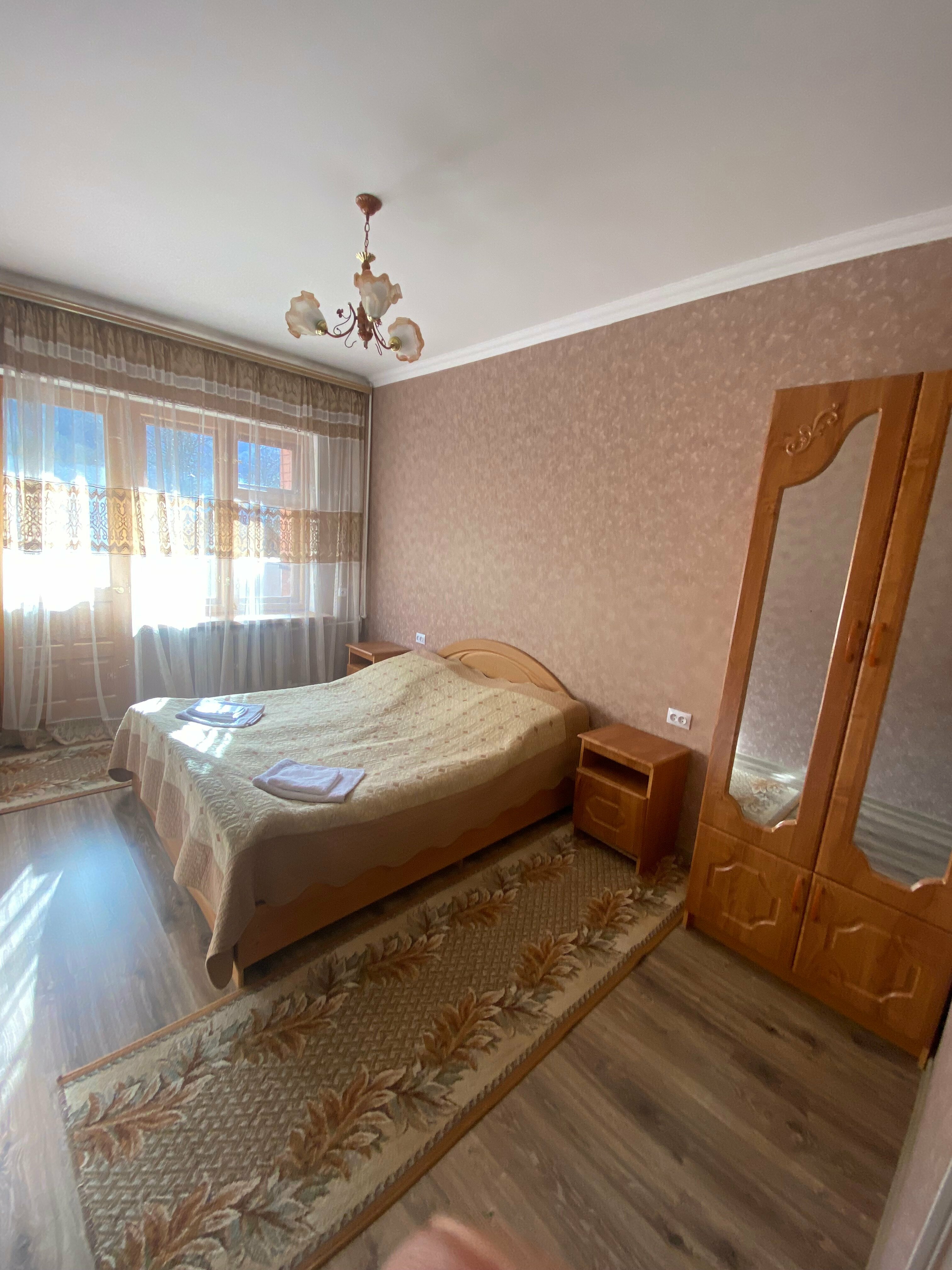 Четырехместный номер с видом на горы