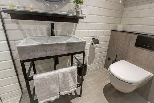 King Room, No Windows в Hotel With Urban Deli