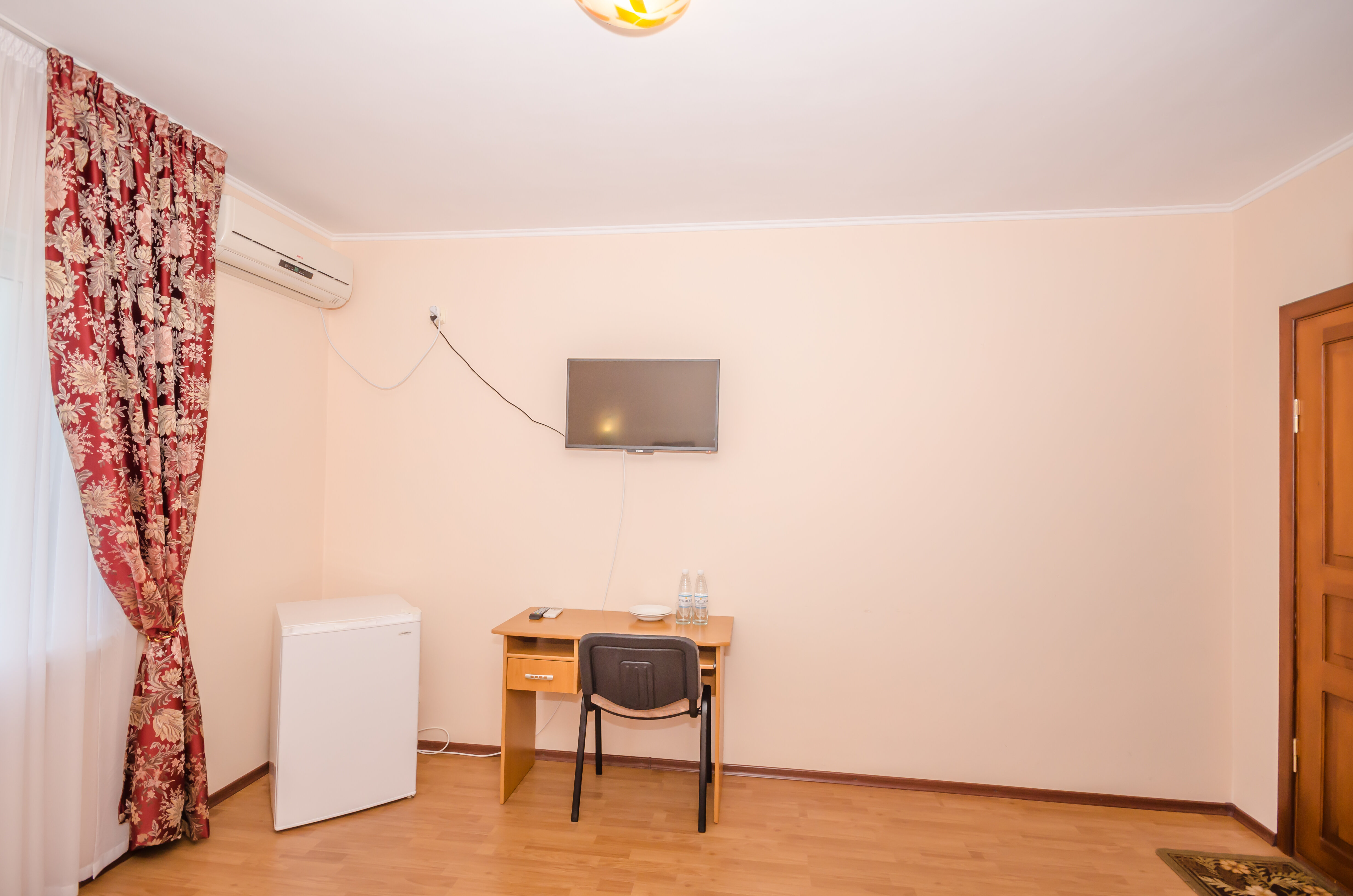 Стандартный двухместный номер с 2 отдельными кроватями, вид на сад