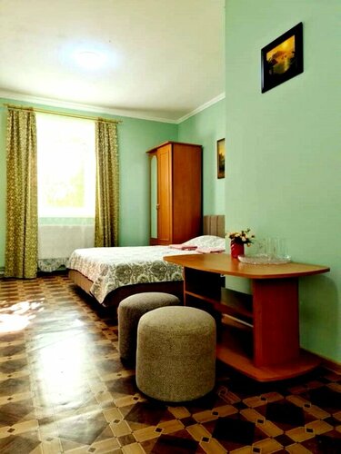 Улучшенный трехместный номер