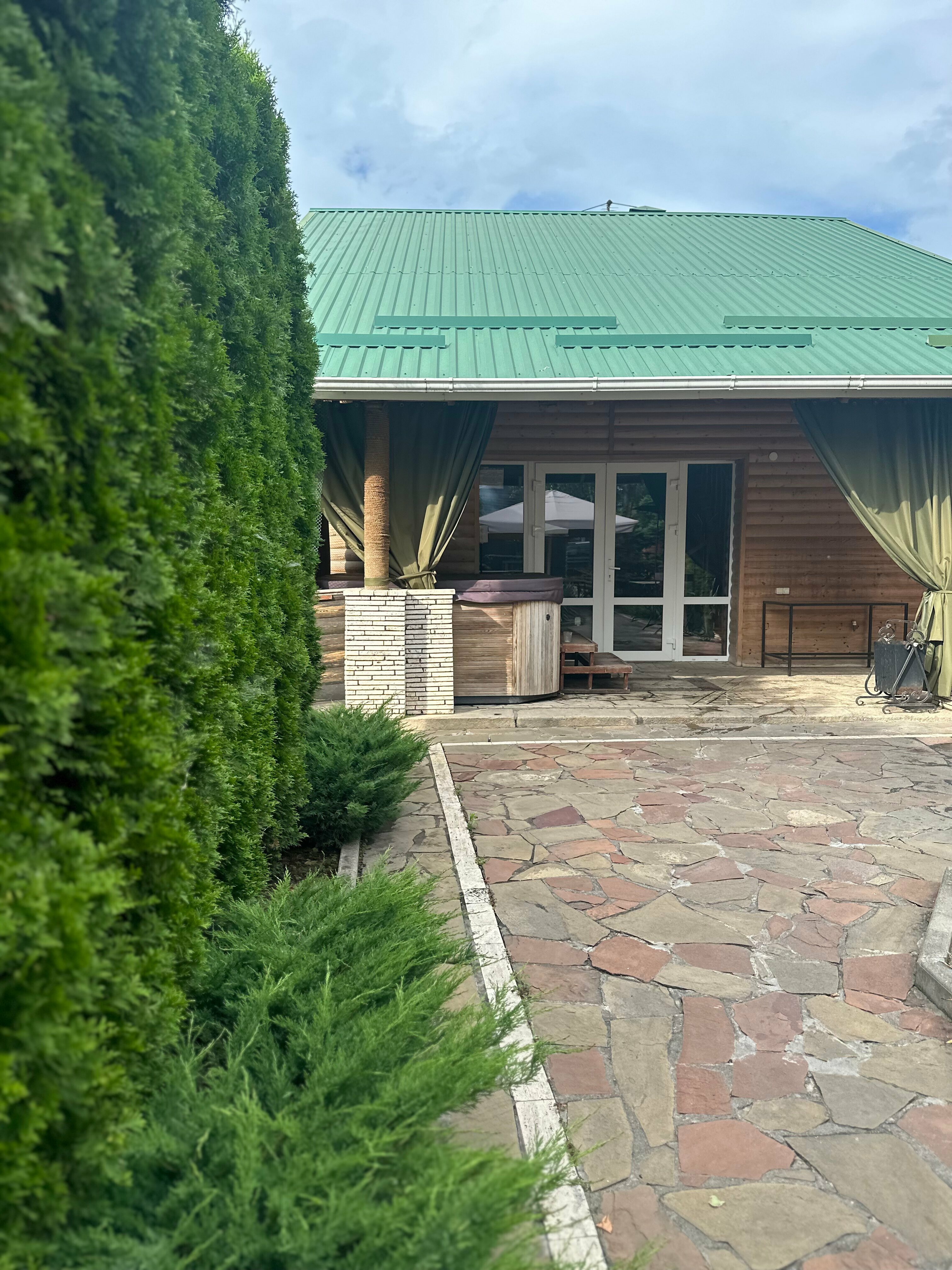 Коттедж Делюкс