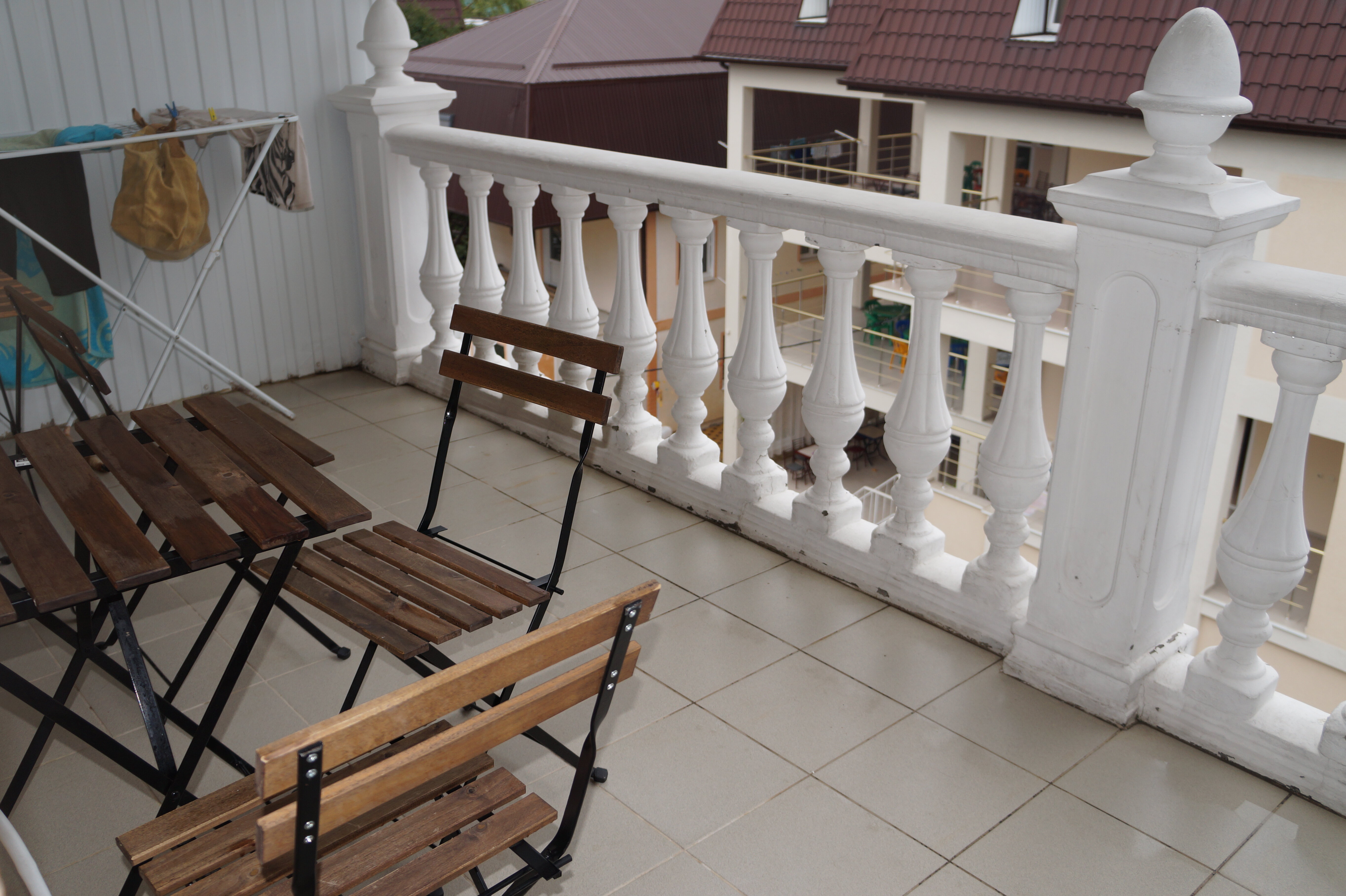 Трехместный номер с общей ванной комнатой