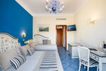 Трехместный номер, балкон в Hotel Zi Teresa