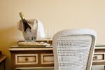 Четырехместный номер, балкон, вид на море в Hotel Zi Teresa