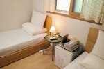 Standard Twin Room, Non Smoking (non-Korean nationals only) в Starria Hostel