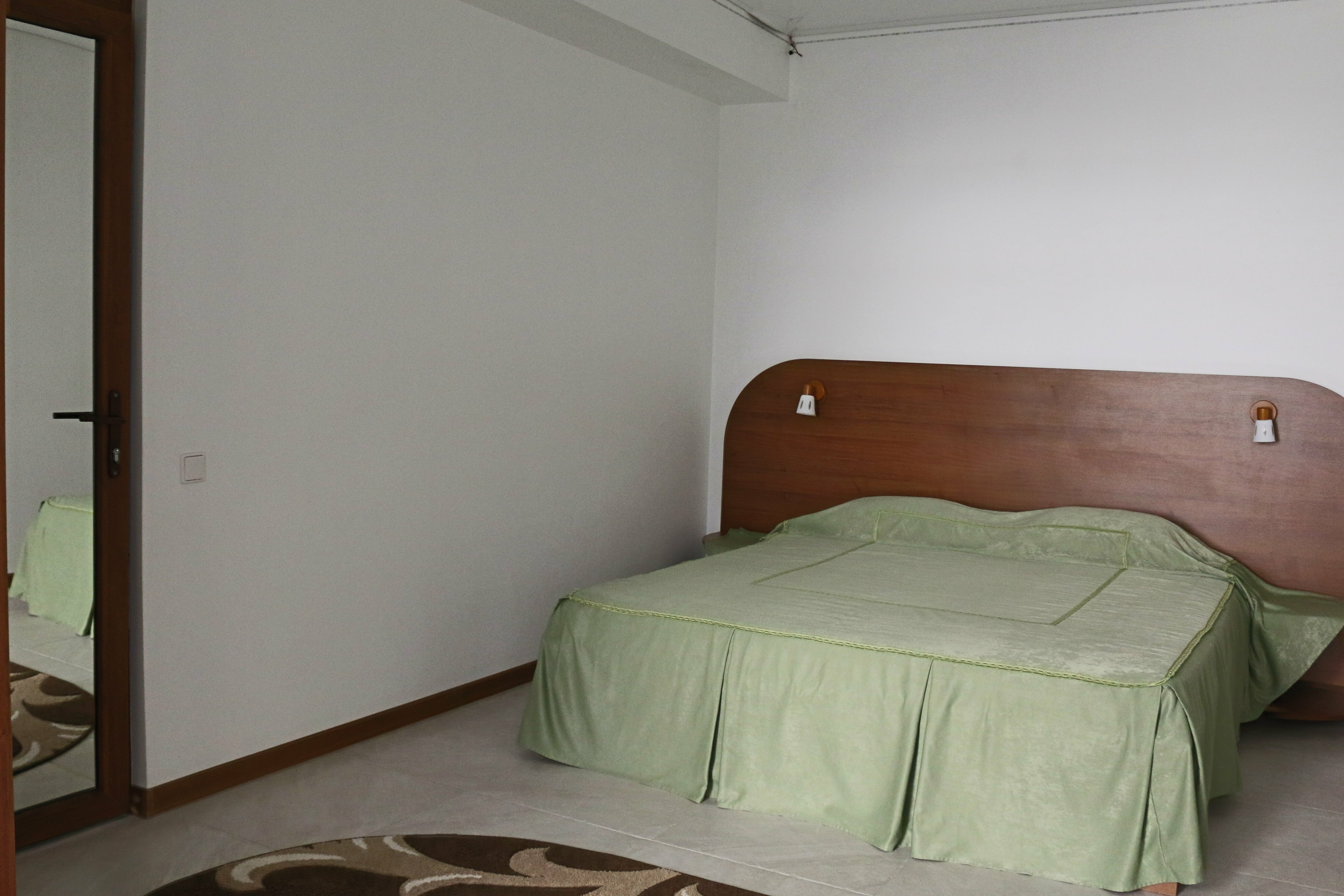 Номер с кроватью размера «king-size»