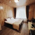 Номер стандарт с 1 двуспальной кроватью #201 в A-House Hotel