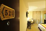 Двухместный номер «Делюкс» с 1 двуспальной кроватью в Hallmark Regency Hotel - Johor Bahru