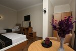 Трехместный номер в Azre Hotel