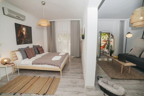 Апартаменты «Комфорт», 1 спальня, терраса, с выходом в сад в True Blue