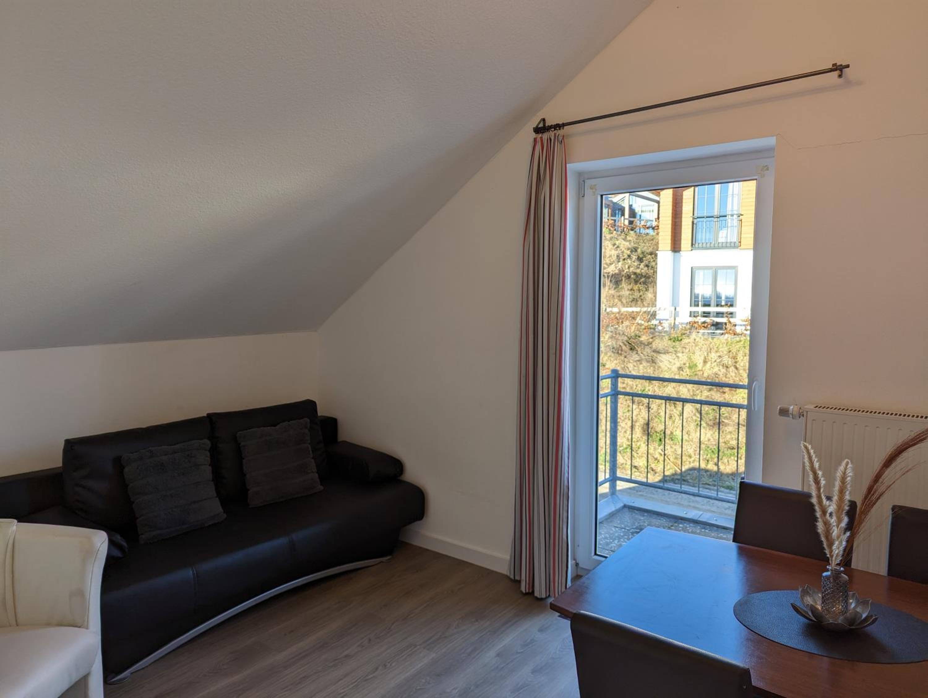 One-Bedroom Apartment (2 - 5 Adults)