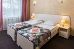 Улучшенный двухместный номер с двумя раздельными кроватями в Респект Hotel