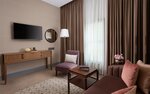 KING FAMILY ROOM WITH SOFA BED в Chekhoff Hotel Moscow Curio Collection by Hilton