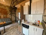 Улучшенные двухуровневые апартаменты с мини-кухней в Loft Apart