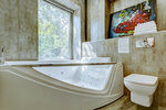 Signature Jacuzzi Suite в Winewood Moscow