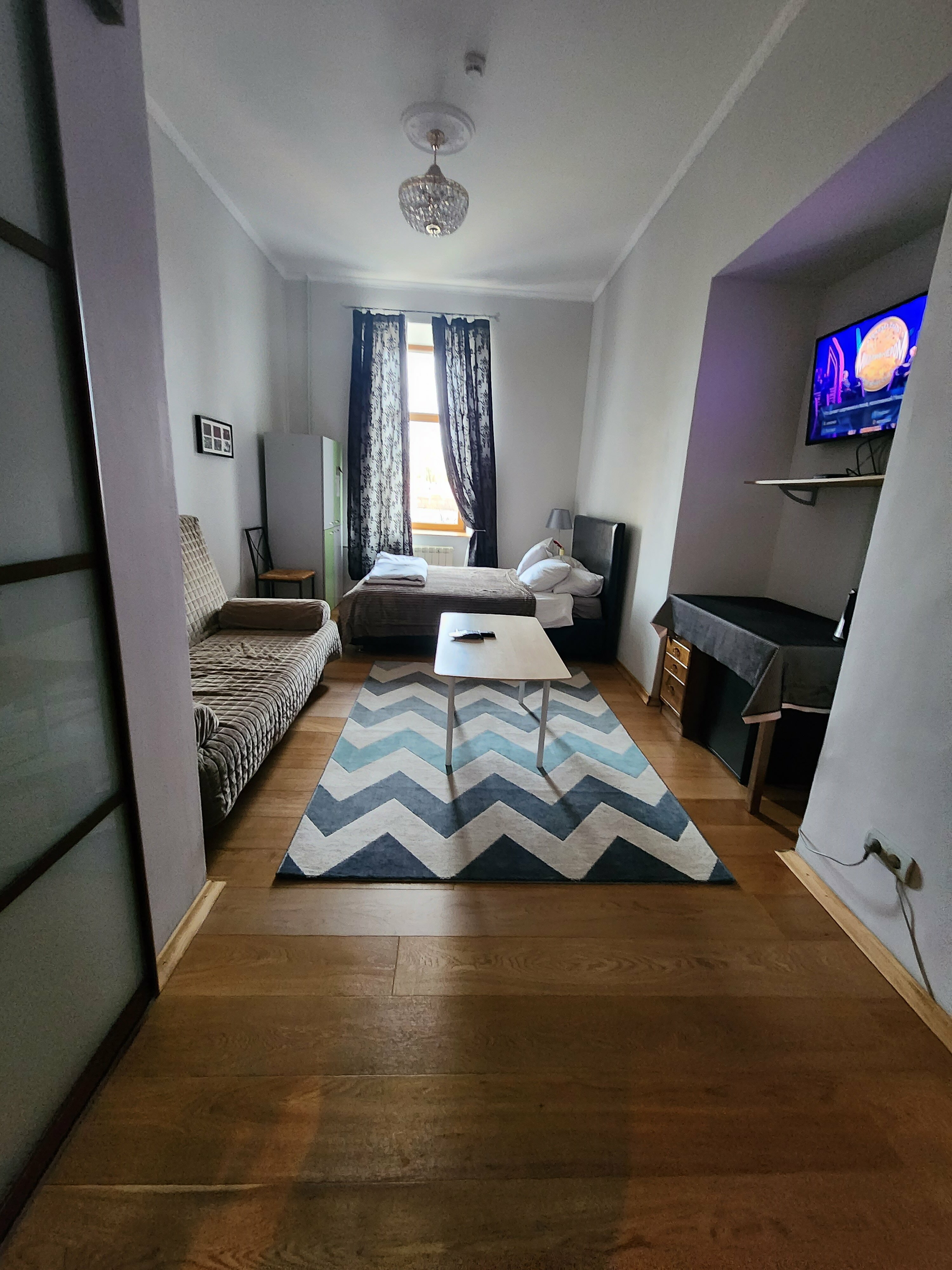 Четырехместный номер с ванной комнатой