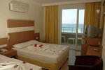 Четырёхместный номер Standard в Sun Star Beach Hotel