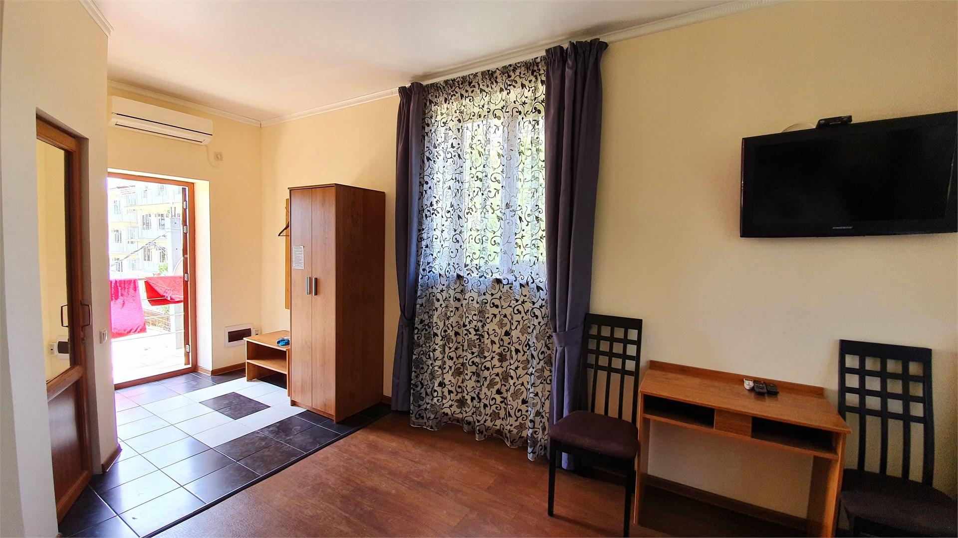 Классический трехместный номер