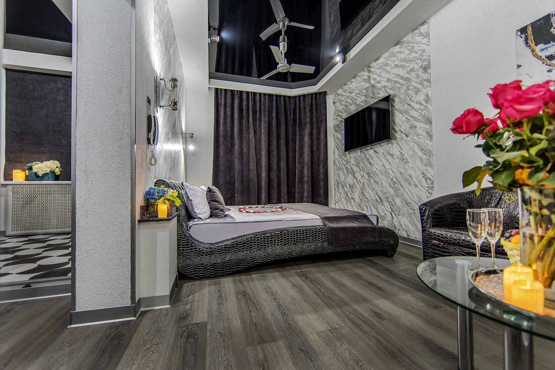 Двухместный номер с 1 кроватью с ванной (только для взрослых)