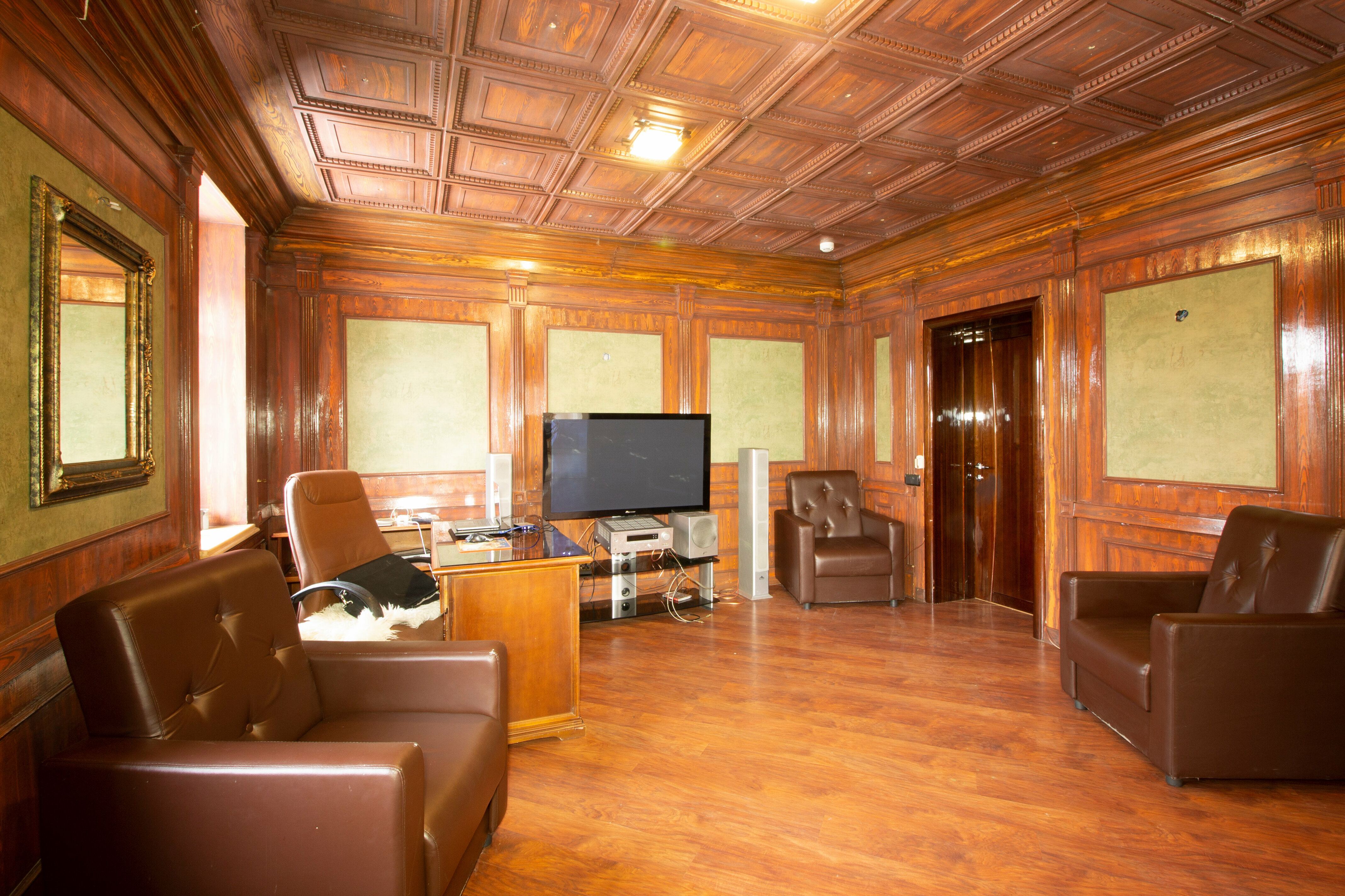 Дом с 5 спальнями