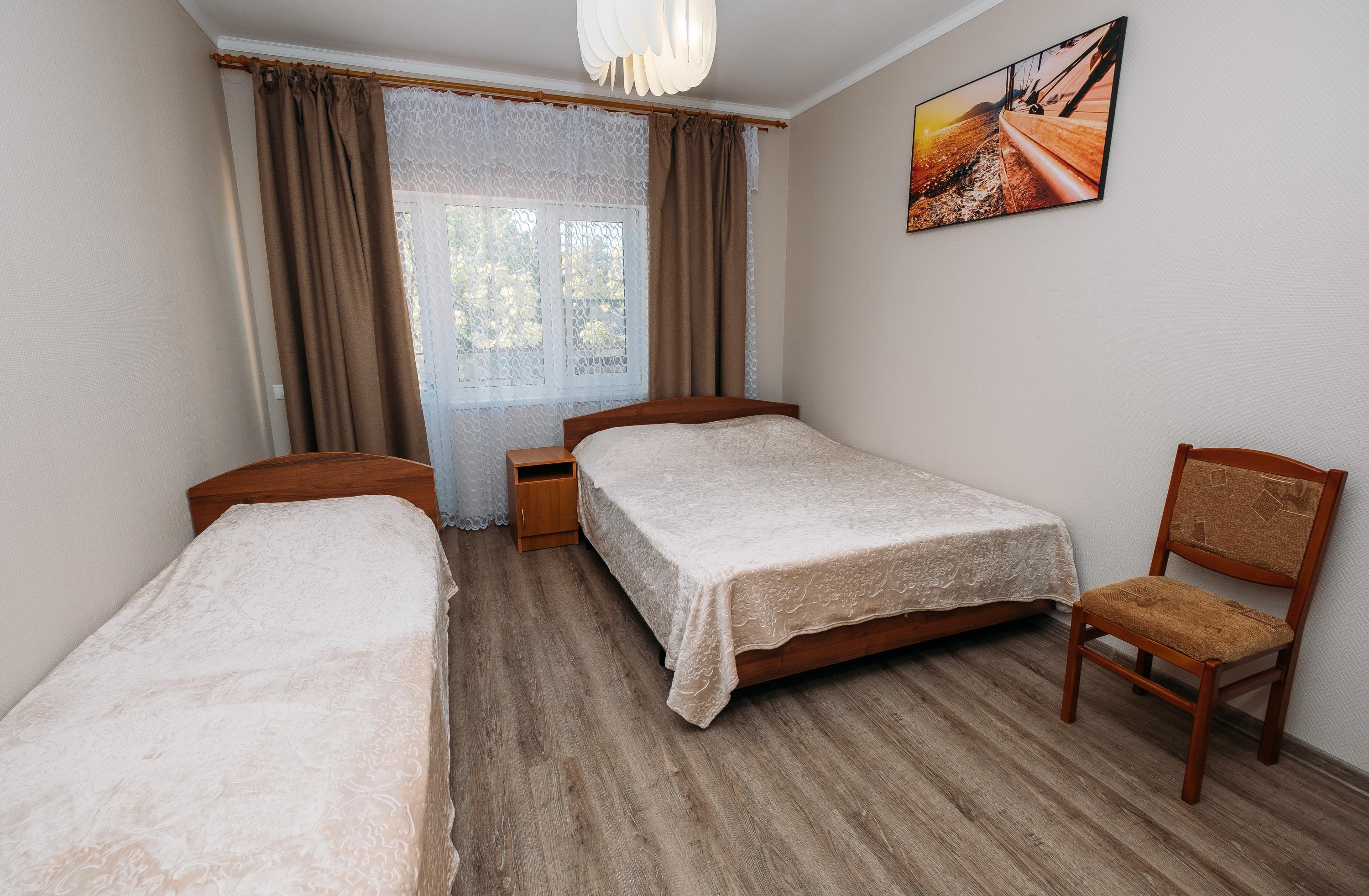 Стандартный двухместный номер с 1 кроватью или 2 отдельными кроватями и балконом