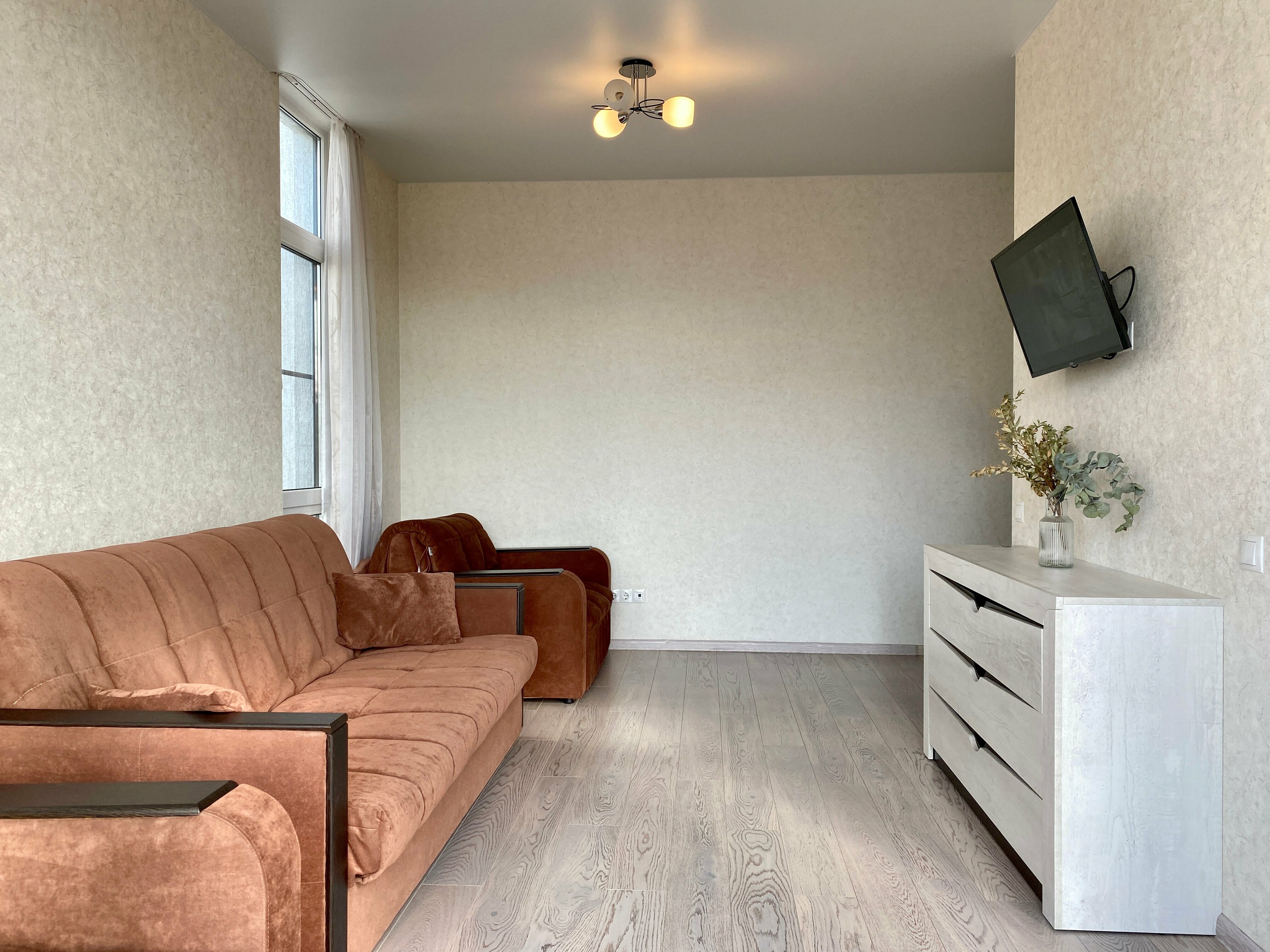 4-х местные апартаменты с балконом в жк c круглогодично подогреваемым бассейном +32 ° "Alicekeys" 13/59