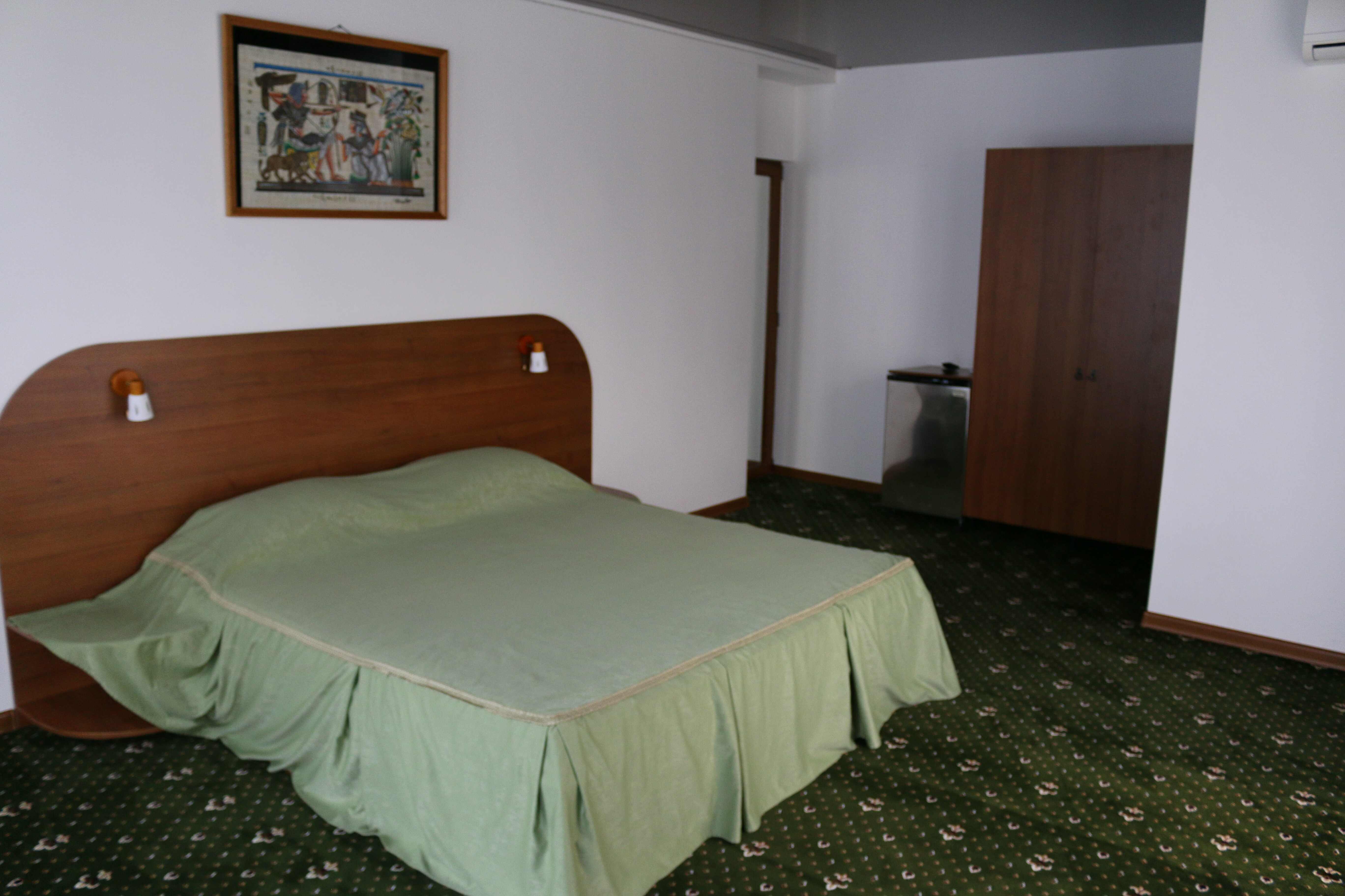 Люкс с кроватью размера «king-size» и балконом