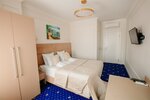 STANDART KING ROOM (с видом во двор) в Люмьер