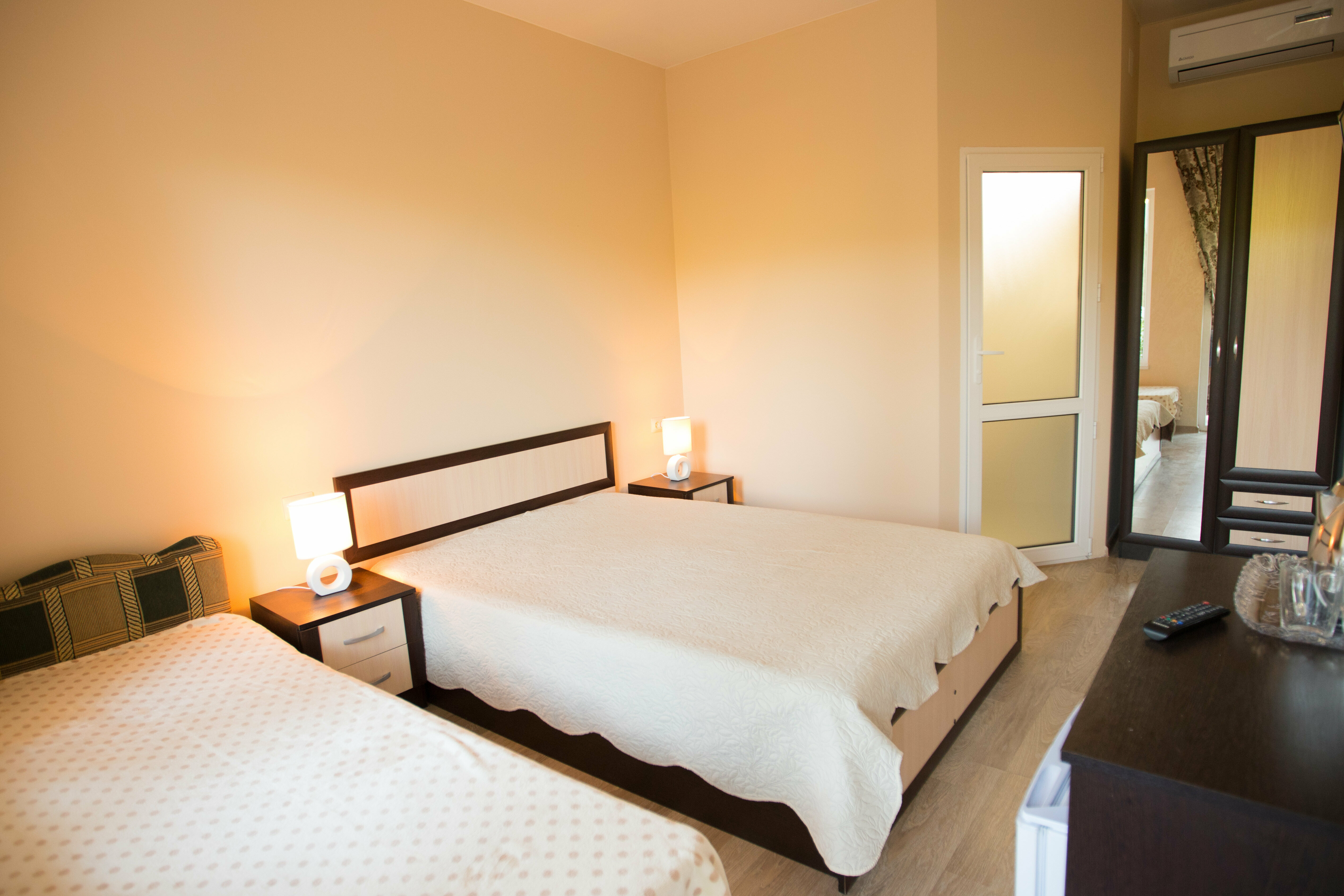 Стандартный трехместный номер