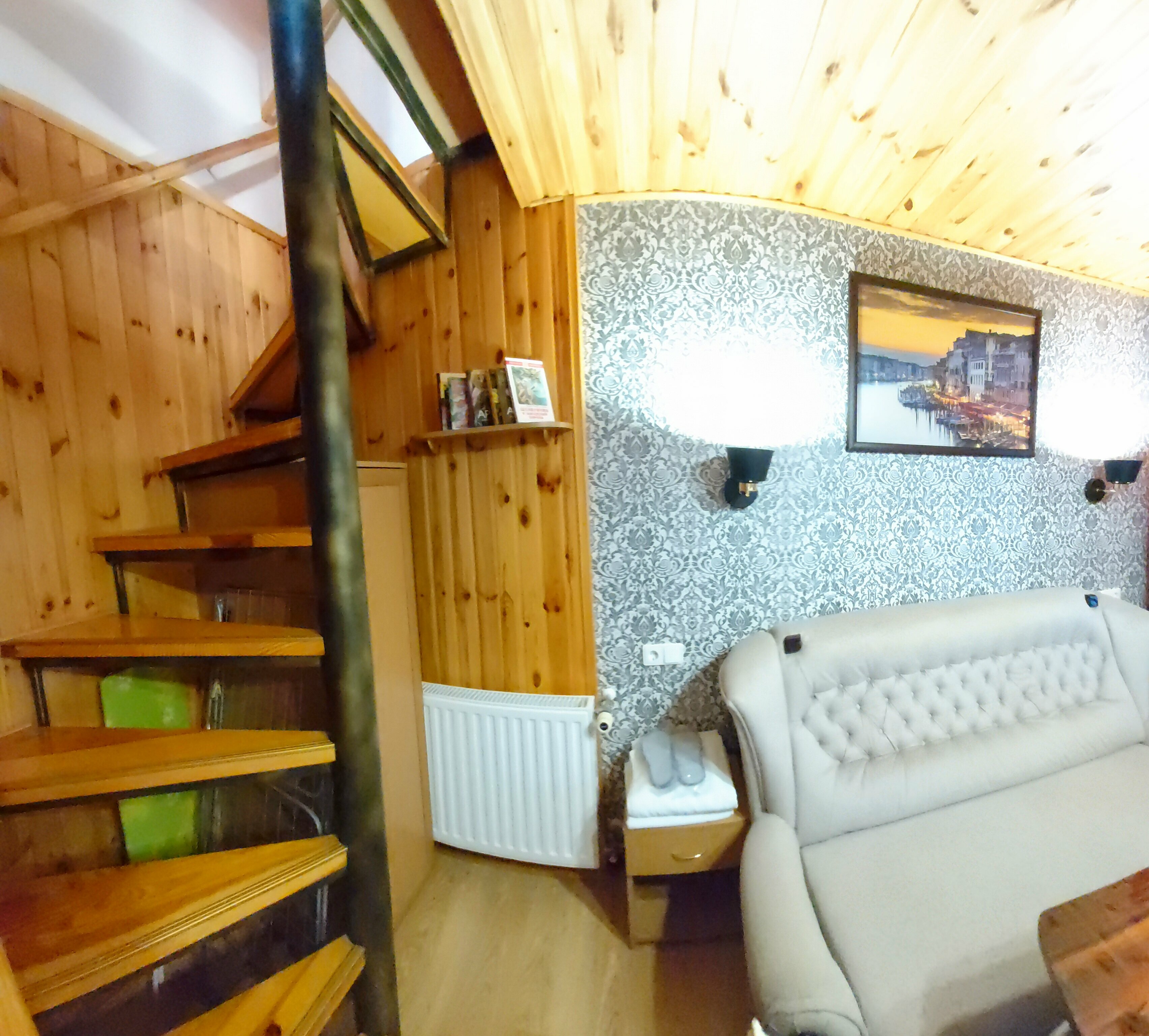 Апартаменты с балконом