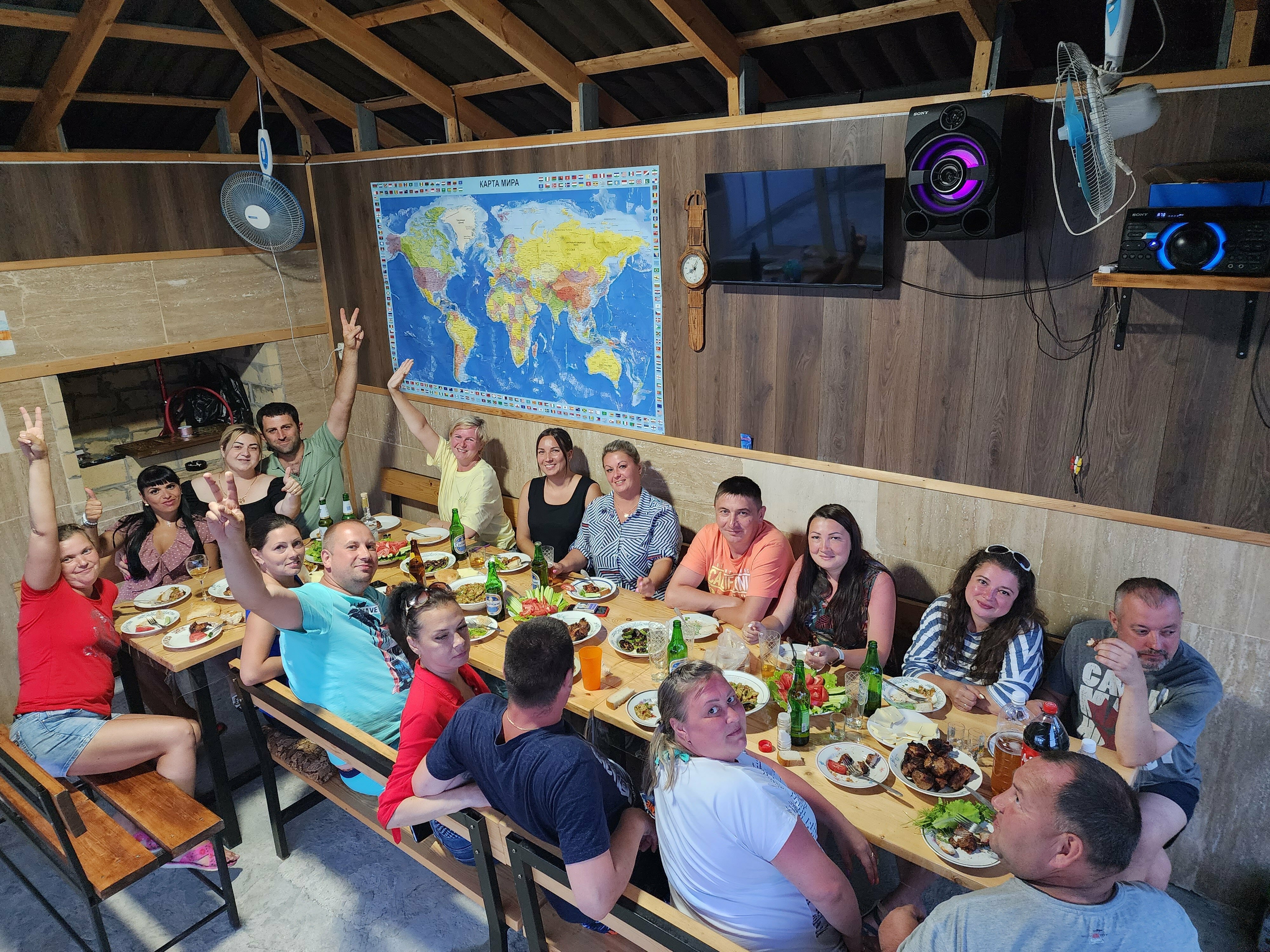 Трехместный номер с видом на бассейн