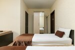 Трёхместный номер с двумя раздельными кроватями и балконом ( трансфер в подарок при проживании 7 ночей и более) в Инесса