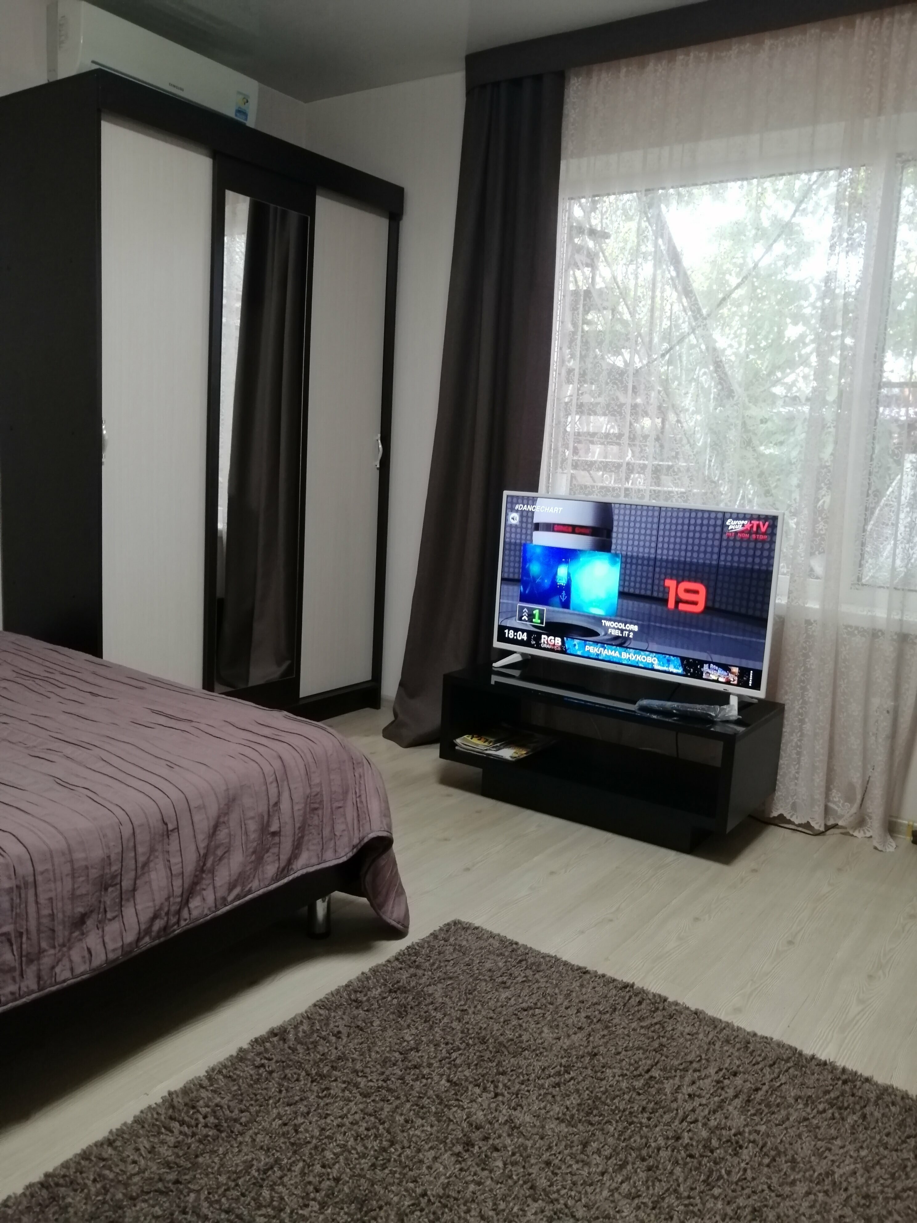 Номер-студия с видом на сад