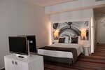 Номер Privilege для некурящих  с двуспальной кроватью в Mercure