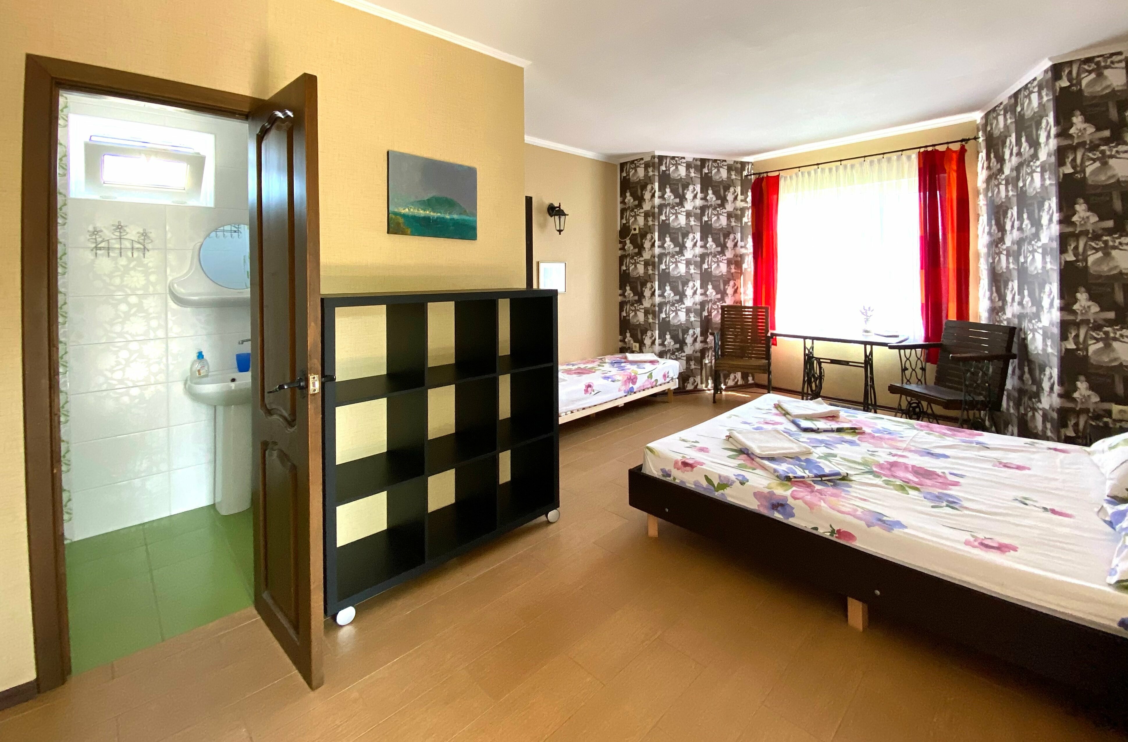 Стандартный четырехместный номер