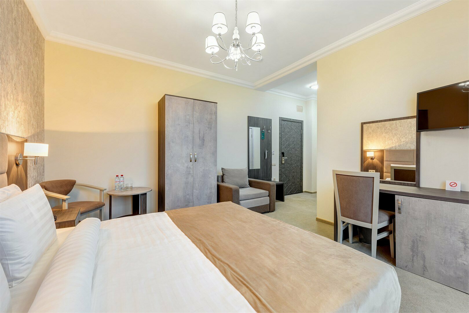 Улучшенный трехместный номер