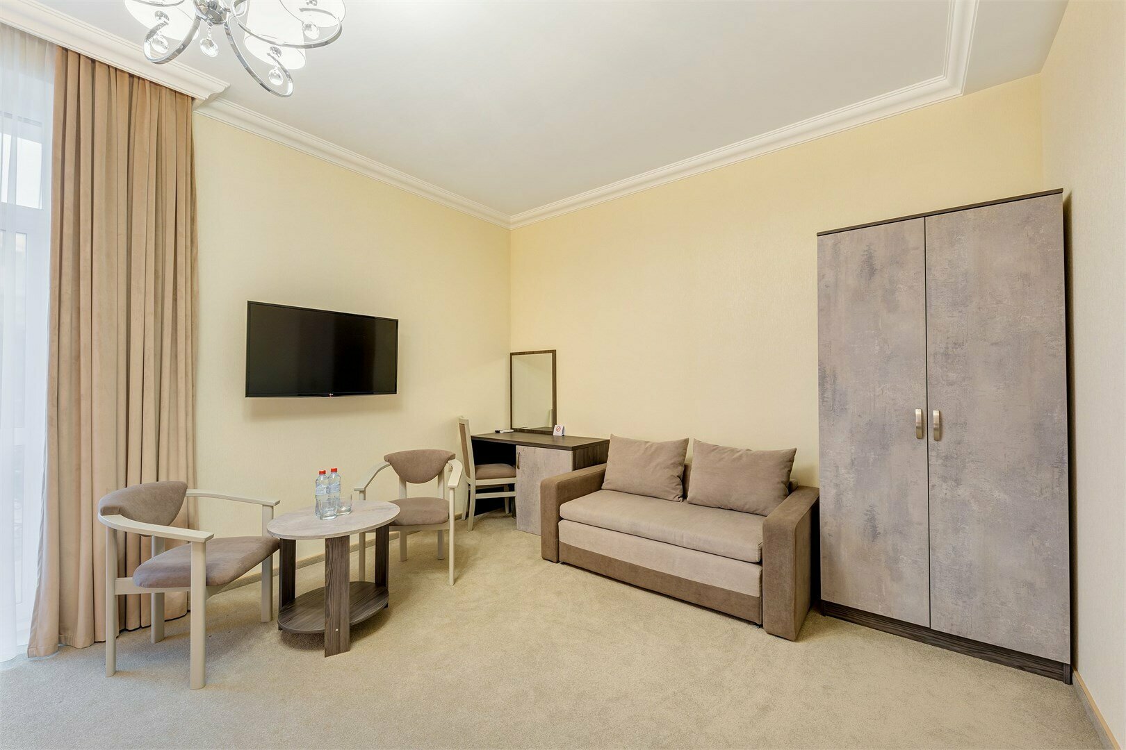 Семейный номер с балконом