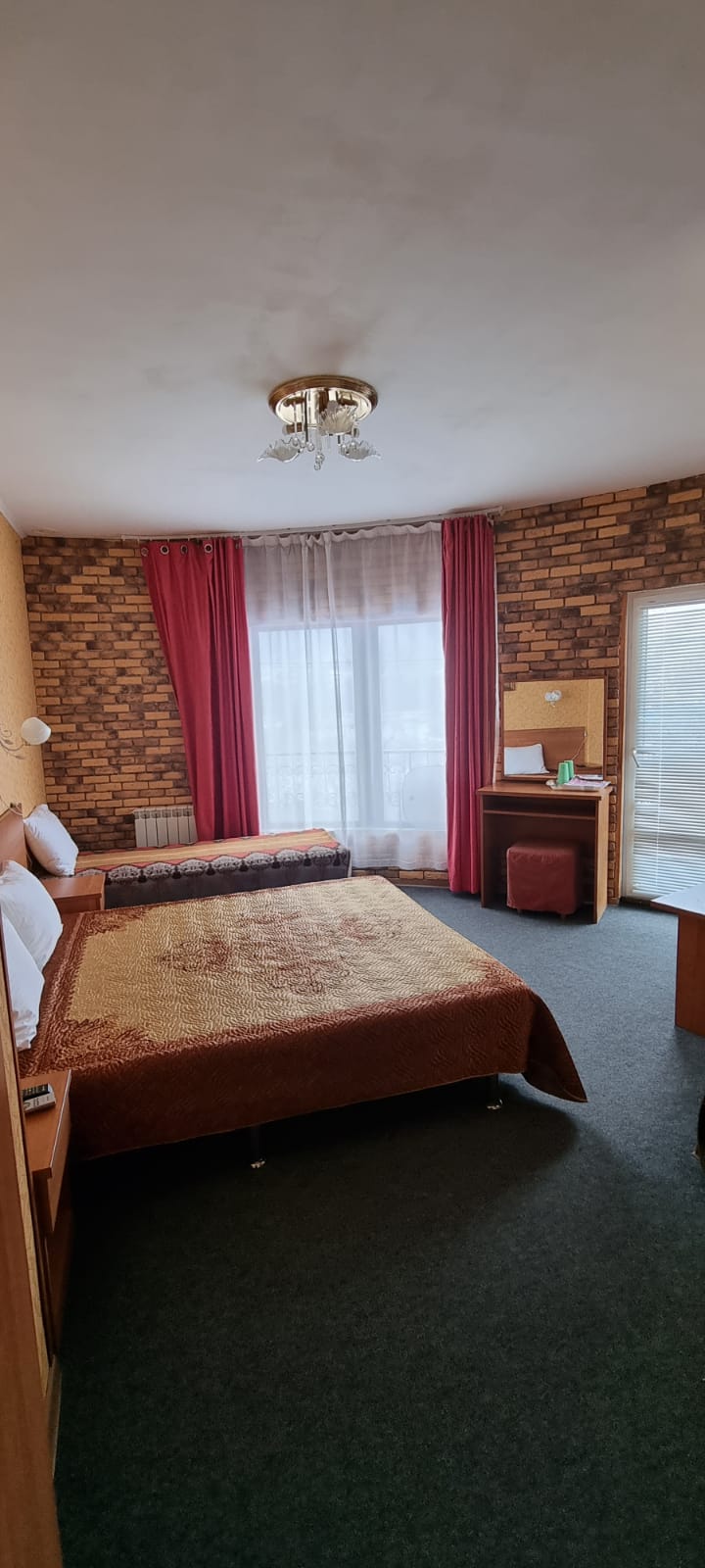 Стандартный трехместный номер